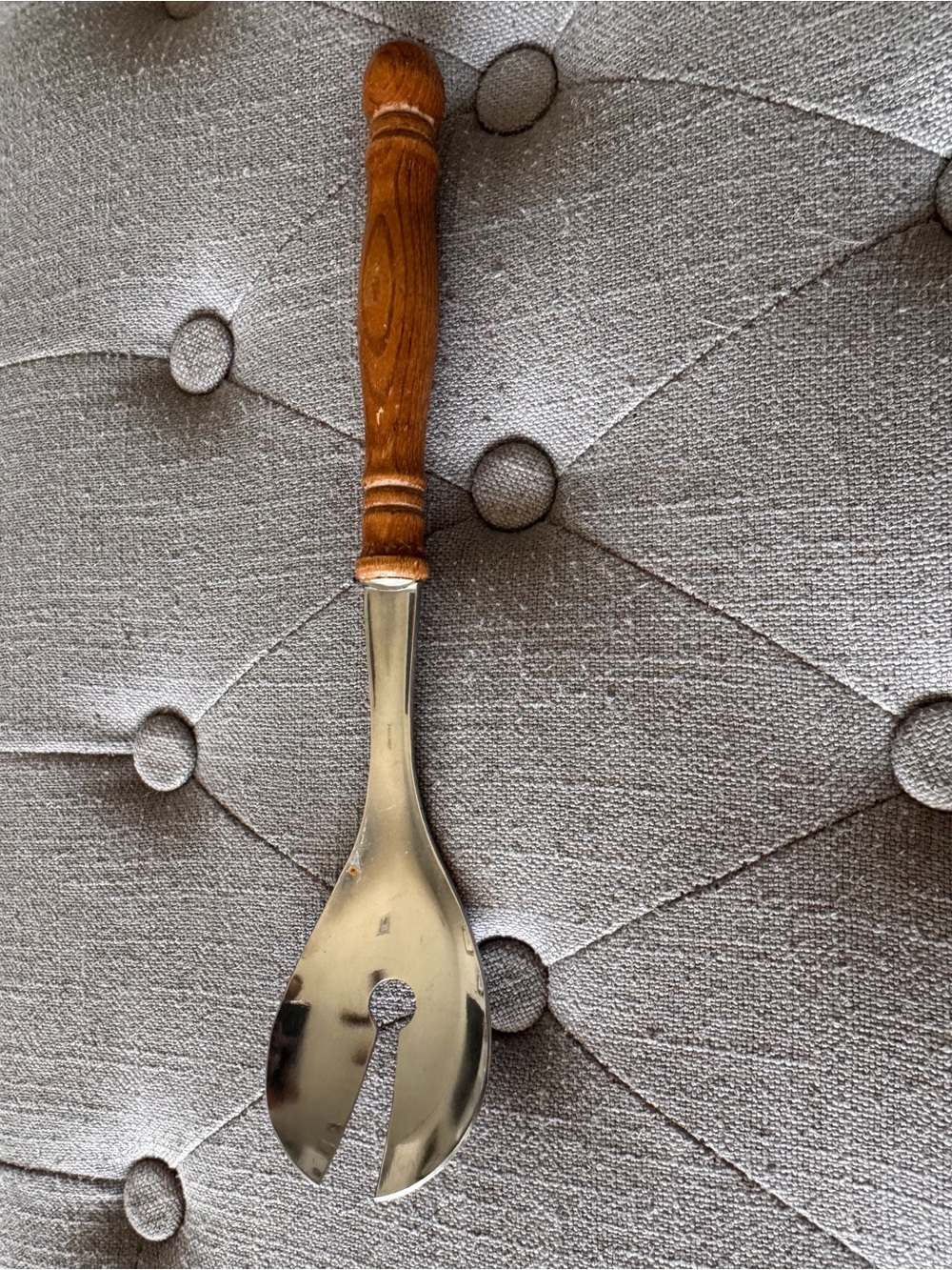 Wood-Handled Stainless Steel Salad Server - Brown